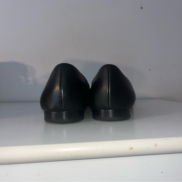 MICHAEL Michael Kors Black Leather Loafers - Picture 4 of 9